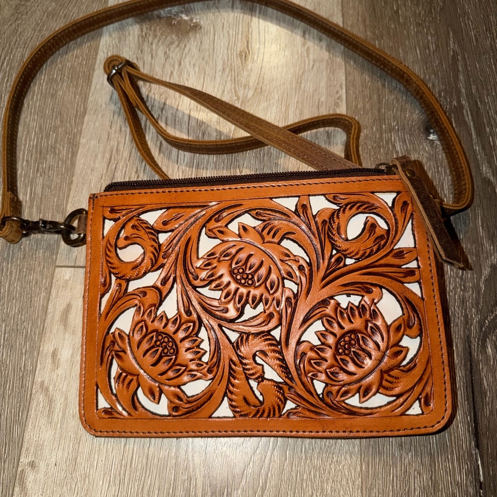 American Darling Floral Cutout Crossbody - Tan & White
